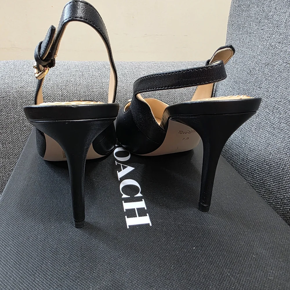 Coach Allie 90 LTR Pump - Black - Picture 4 of 5